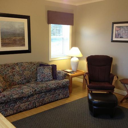 Baddeck Inlet 麦金太尔小屋酒店 客房 照片