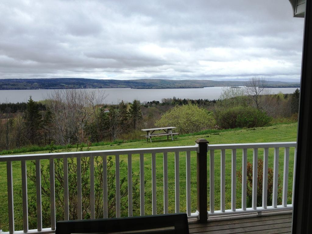 Baddeck Inlet 麦金太尔小屋酒店 客房 照片