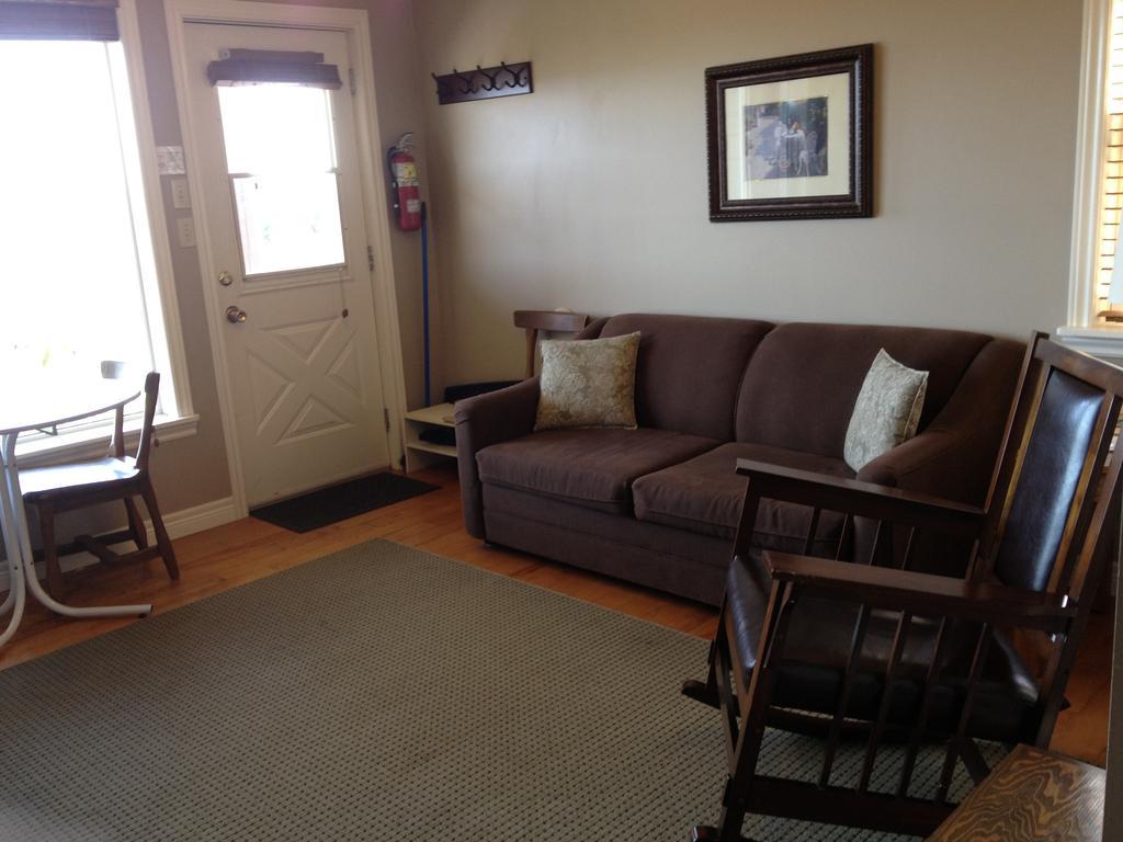 Baddeck Inlet 麦金太尔小屋酒店 客房 照片