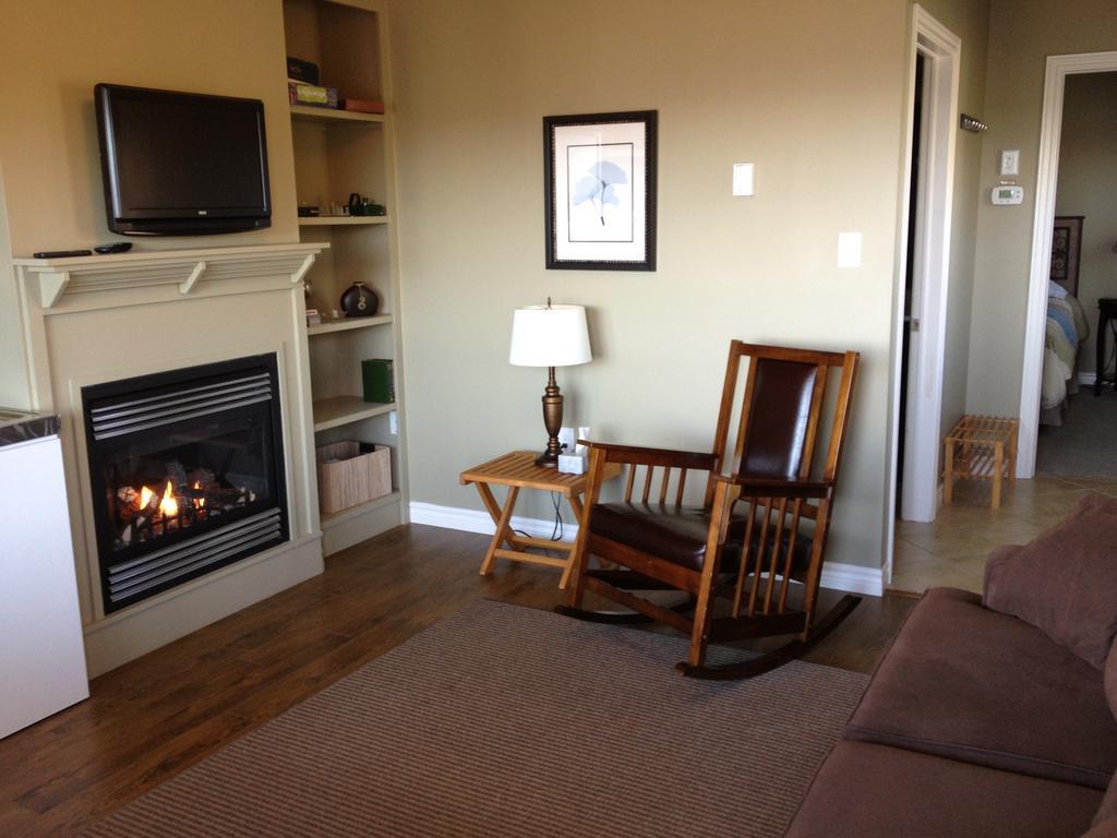 Baddeck Inlet 麦金太尔小屋酒店 客房 照片